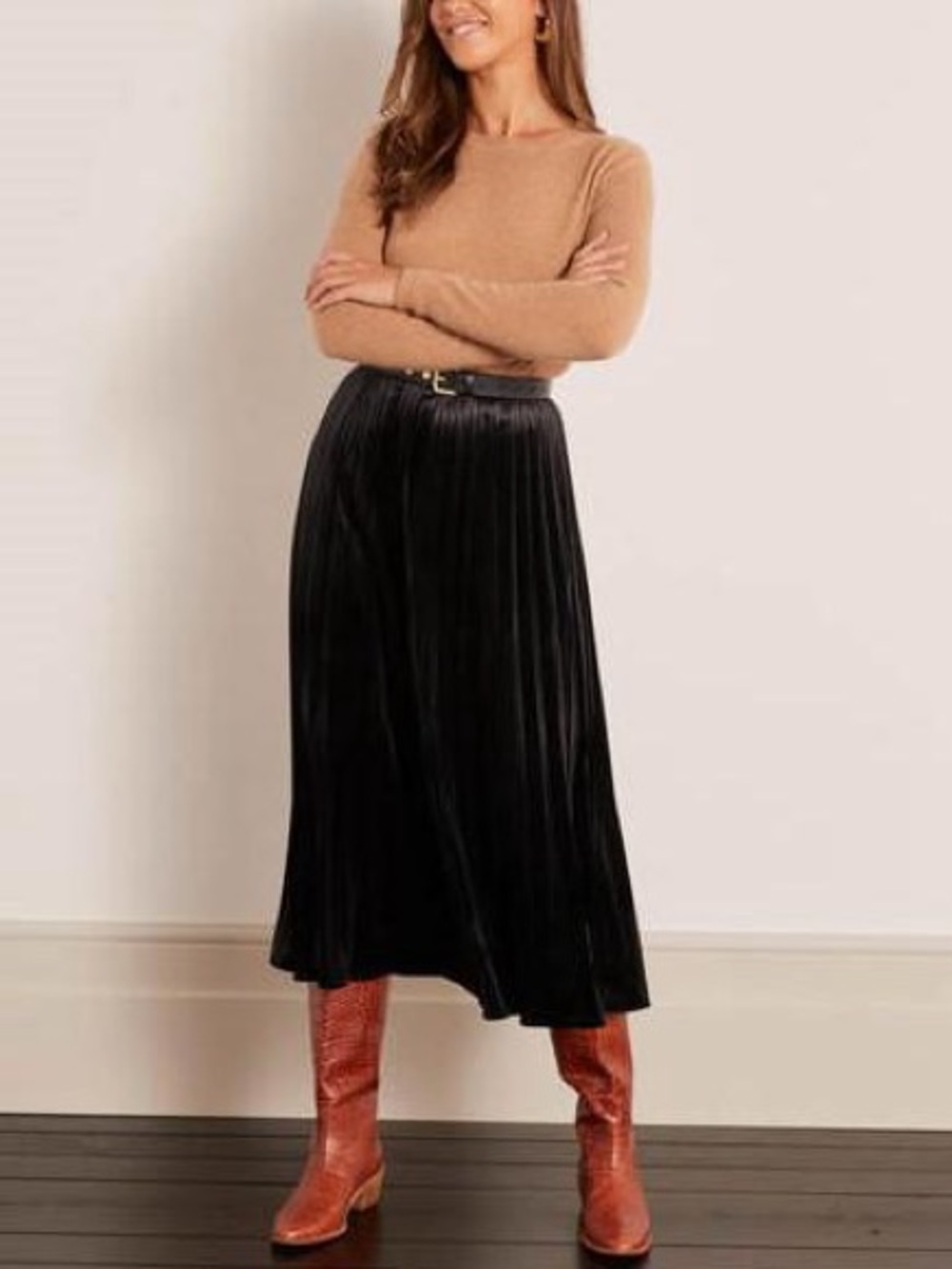 Boden Black Pleated Midi Skirt